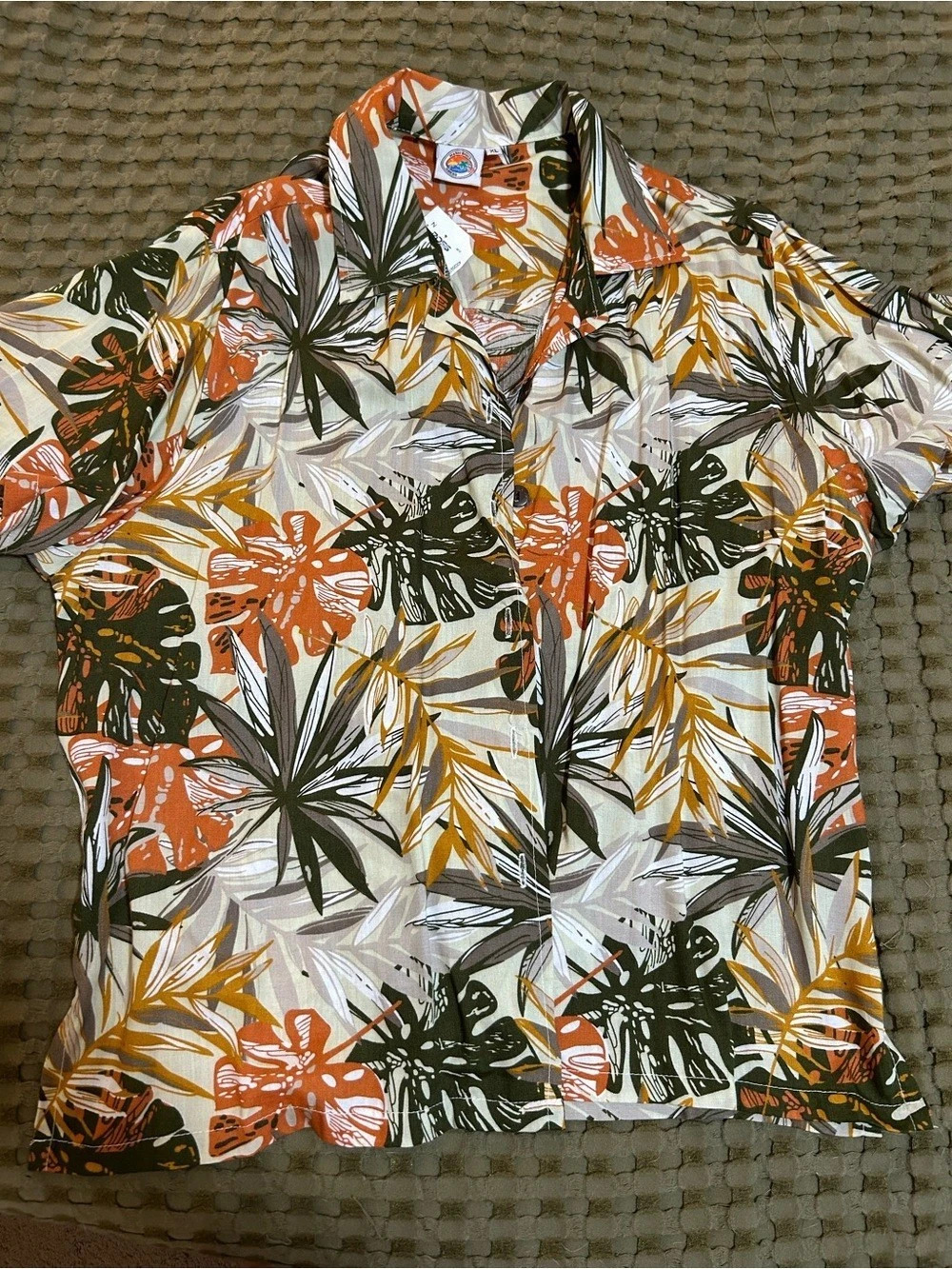 Pacific Legend Men's Floral Button Down Shirt